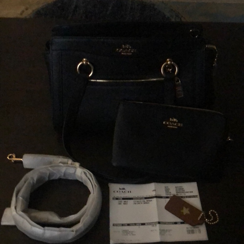 COACH PURSE/Wristlet